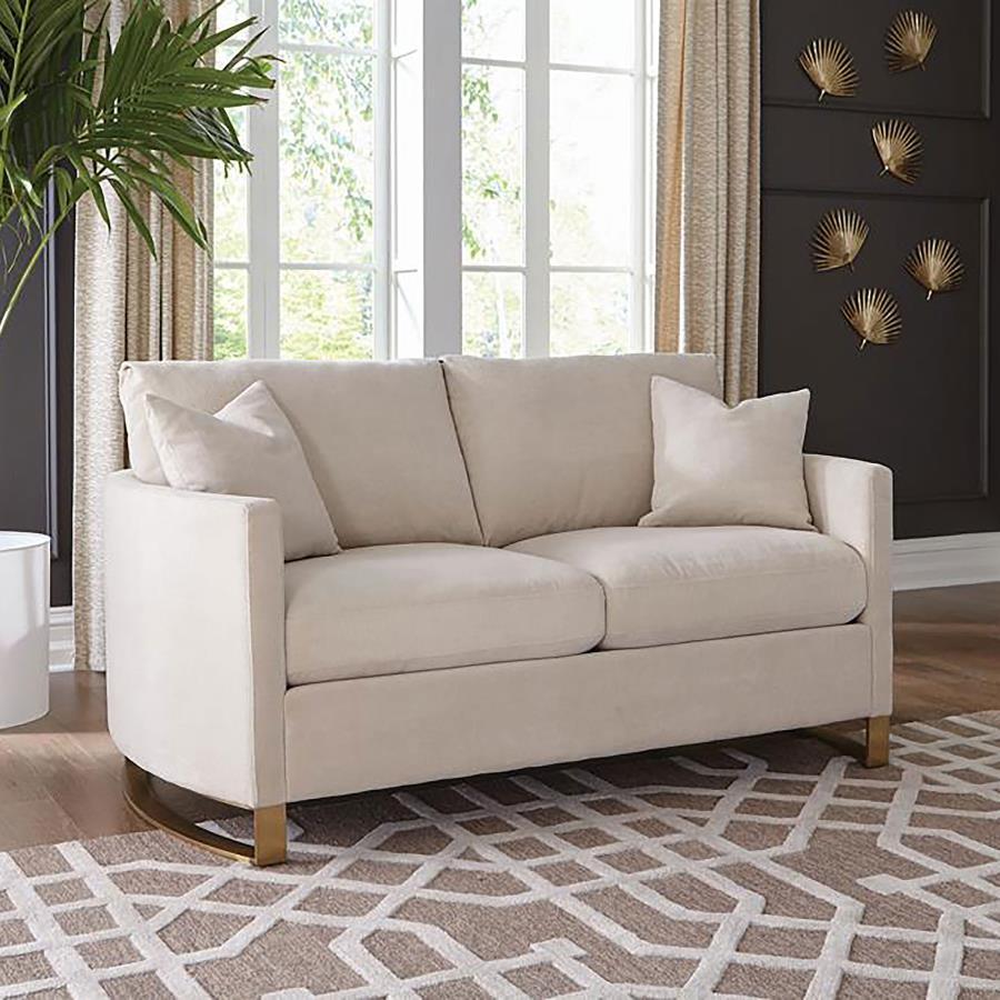 Sofas & Loveseats