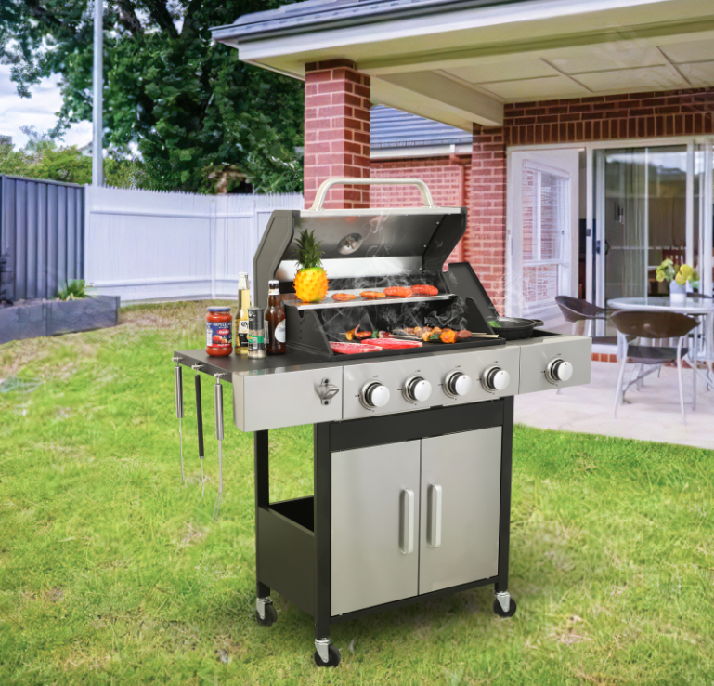 Grills & Smokers