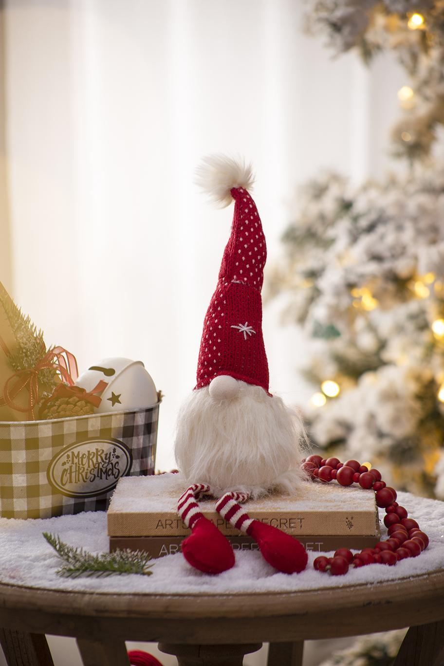 Seasonal Decor
