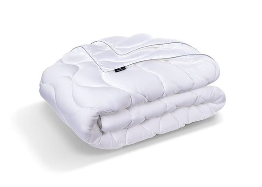 Performance - Medium Weight Comforter