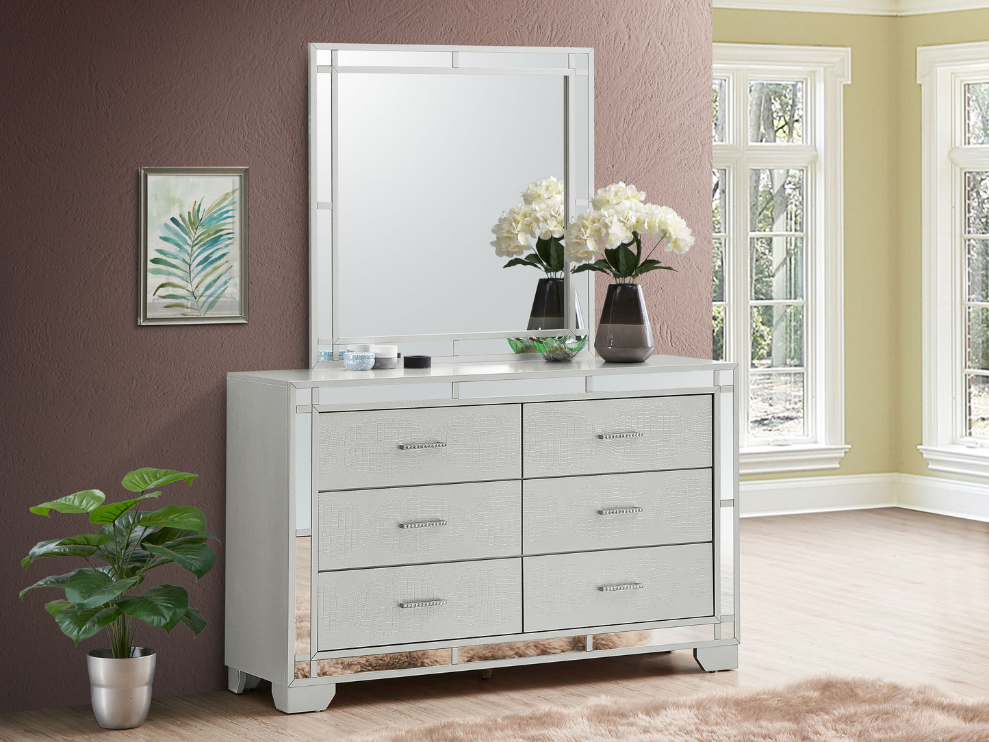 Madison - Dresser - Silver Champagne