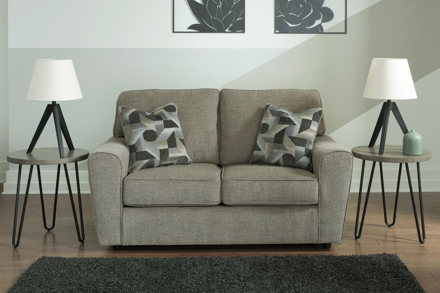 Cascilla - Loveseat