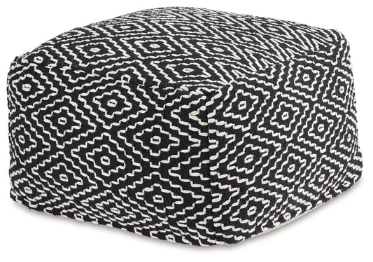 Jasett - Black / Ivory - Pouf