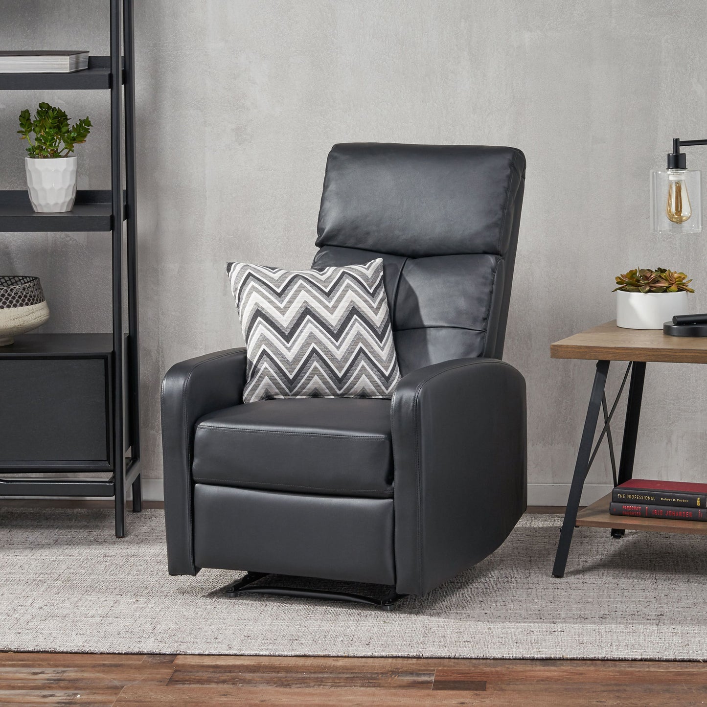 Wide - Manual Standard Recliner