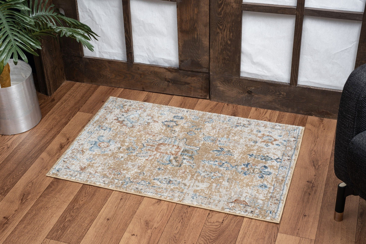 Noble - 5'3" X 7'3" Area Rug - Gold