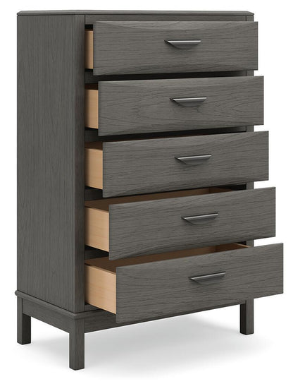 Triscanna - Five Drawer Chest - Gray